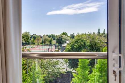 Little Woodcote Close, Caversham Heights, Image 6