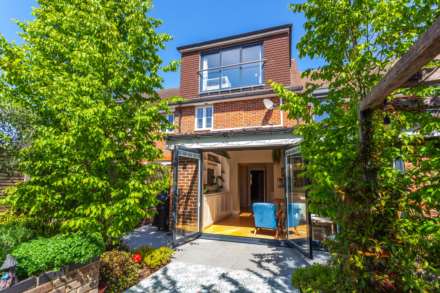 Little Woodcote Close, Caversham Heights, Image 9