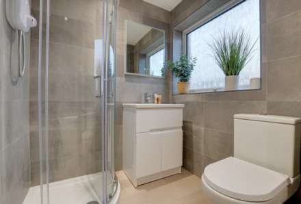 Netley Close, Caversham Park Village, Reading, Image 4