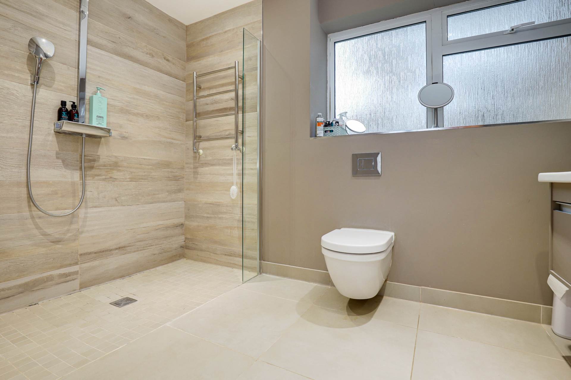 Ridge Hall Close, Caversham, Image 15
