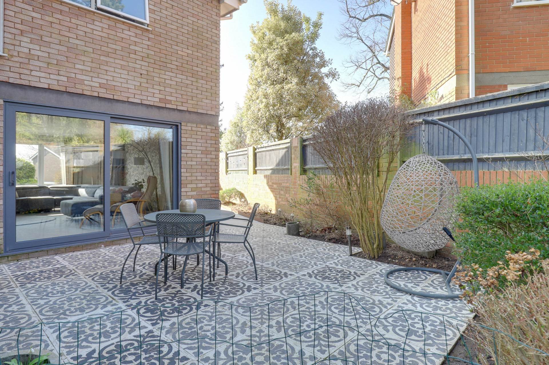 Ridge Hall Close, Caversham, Image 21