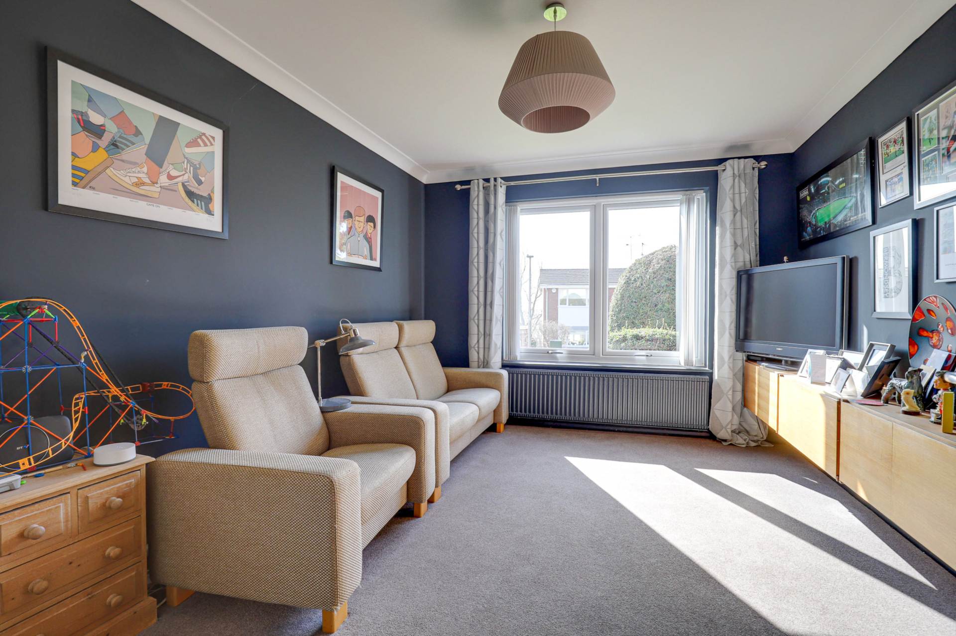 Ridge Hall Close, Caversham, Image 8