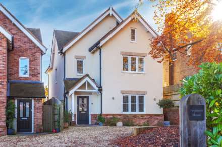 4 Bedroom Detached, Sycamore House, Wood Lane, Sonning Common, South Oxfordshire
