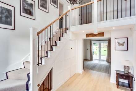 Walnut Tree farm, Checkendon, South Oxfordshire, Image 2