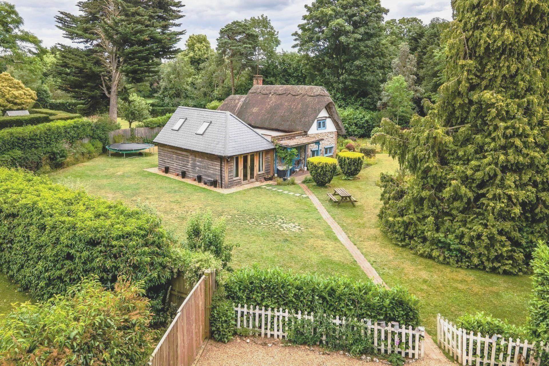 Primrose Cottage, Cane End, South Oxfordshire, Image 13