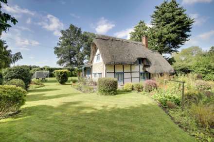 Property For Sale Primrose Cottage, Cane End, Reading