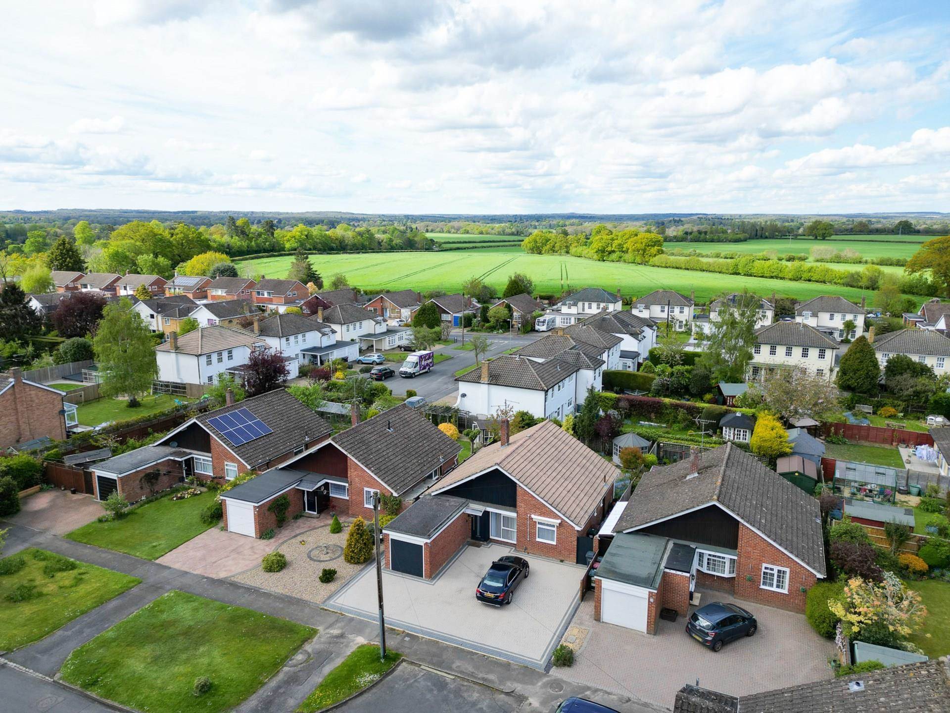 Tower Close, Emmer Green, Reading, Image 16