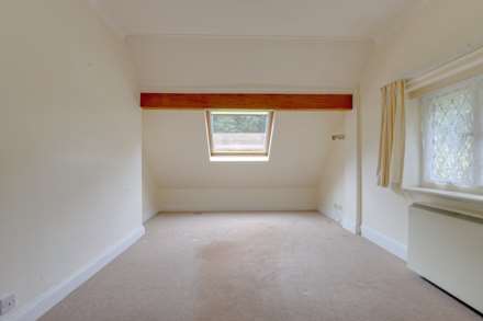 Woodrow Court, Caversham, Image 3