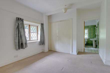 Woodrow Court, Caversham, Image 6