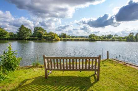 The Warren, Reading, Image 9