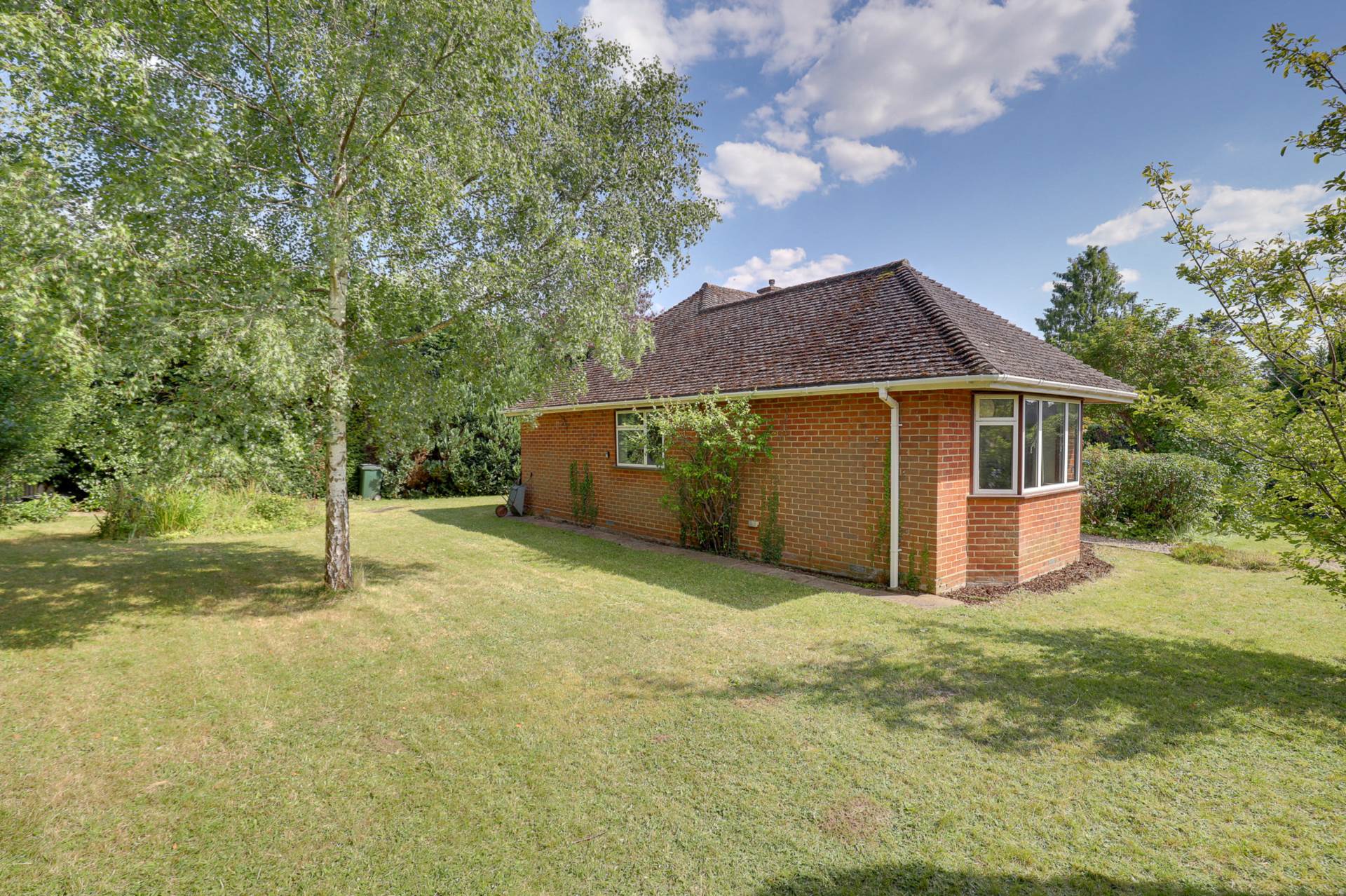 Knowle Close, Caversham Heights, Reading, Image 15