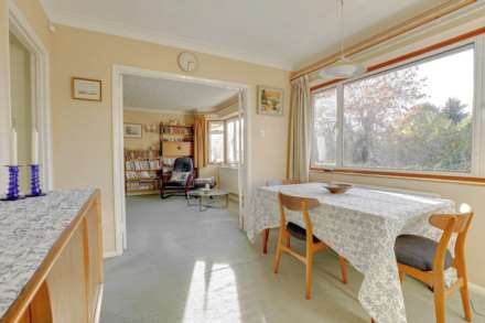 Knowle Close, Caversham Heights, Reading, Image 6