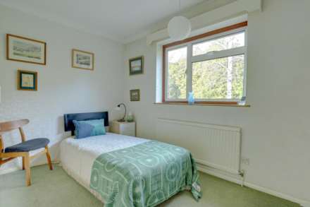 Knowle Close, Caversham Heights, Reading, Image 9