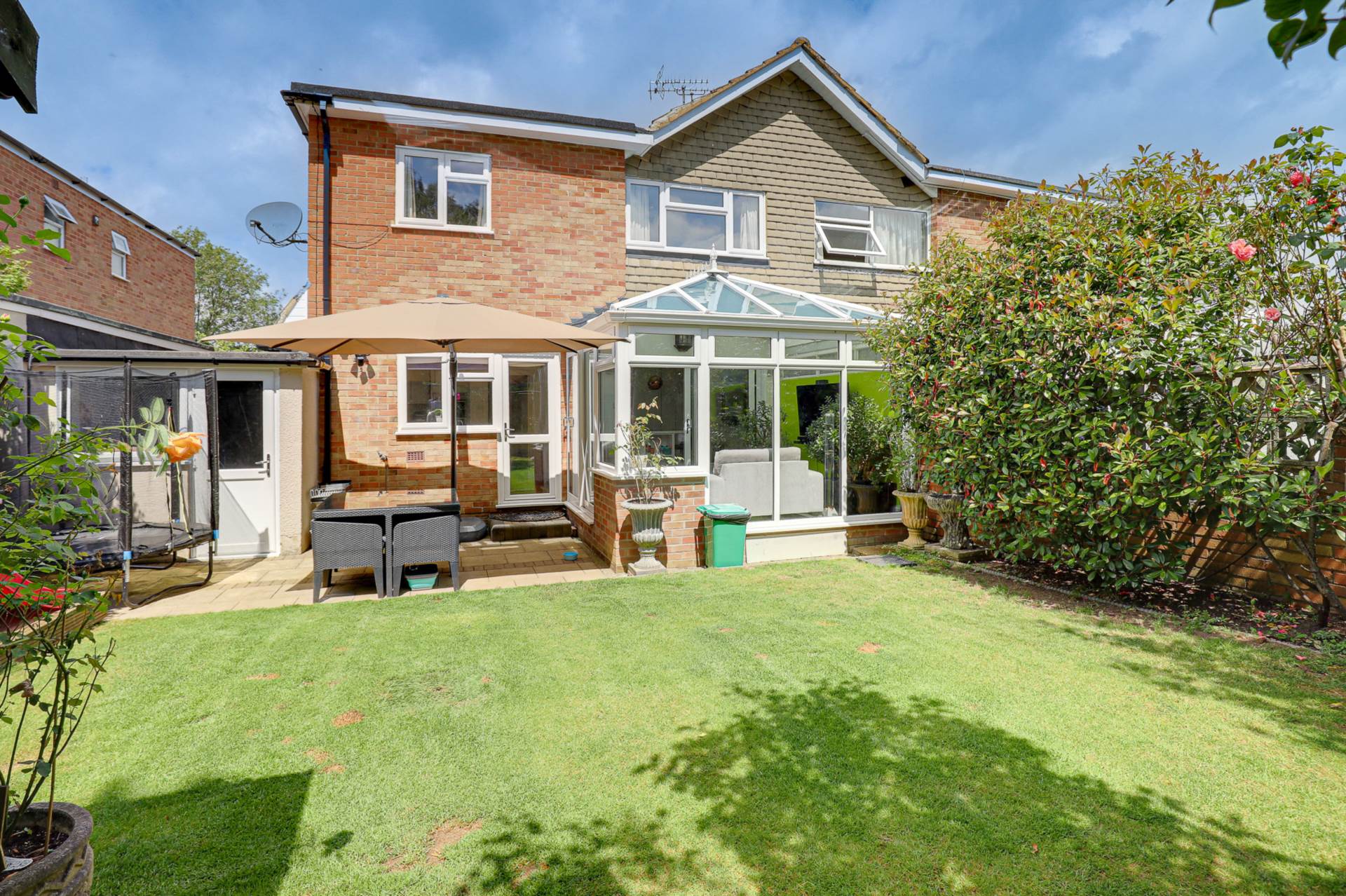 Silverthorne Drive, Caversham Heights, Image 29