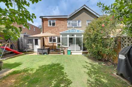 Silverthorne Drive, Caversham Heights, Image 5