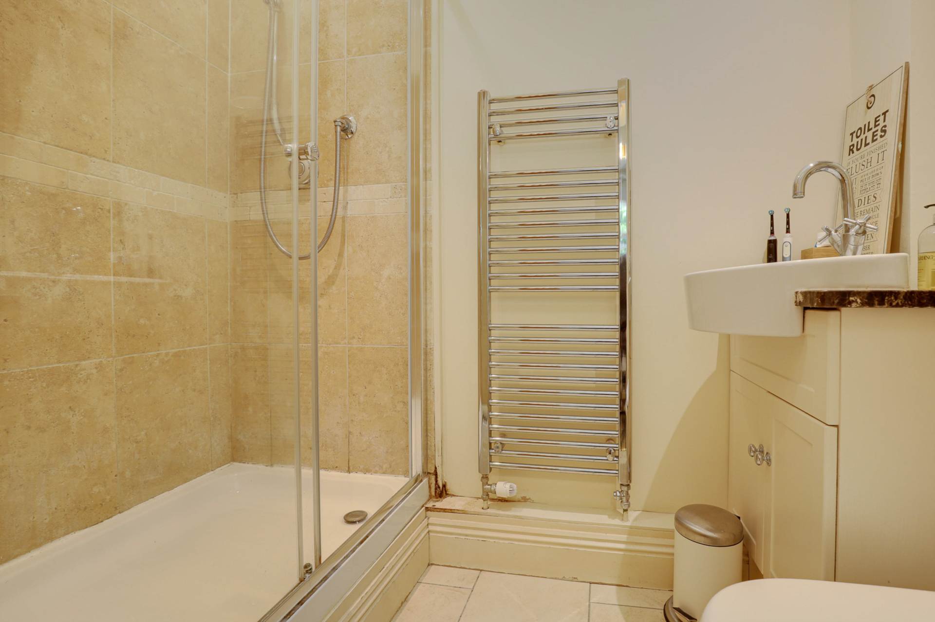 Treetops, Caversham Heights, Reading, Image 19