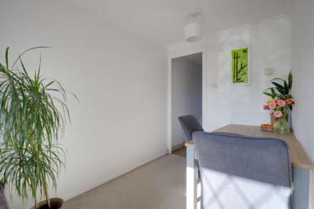 The Willows, Caversham, Image 12