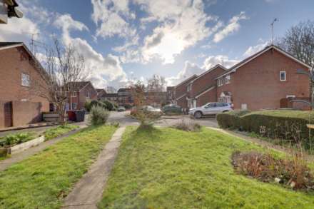 The Willows, Caversham, Image 19