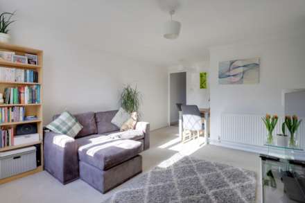 The Willows, Caversham, Image 2