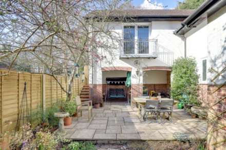 Greenleaves, Upper Warren Avenue, Caversham Heights, Image 23