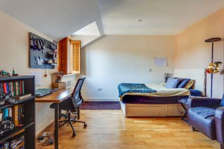 Cadogan Place, Derby Road, Caversham, Reading, Image 13