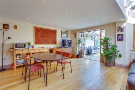 Cadogan Place, Derby Road, Caversham, Reading, Image 8