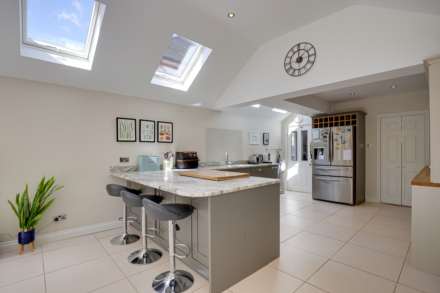 Chalgrove Way, Emmer Green, Image 13