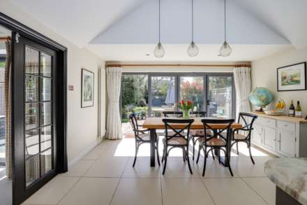 Chalgrove Way, Emmer Green, Image 5