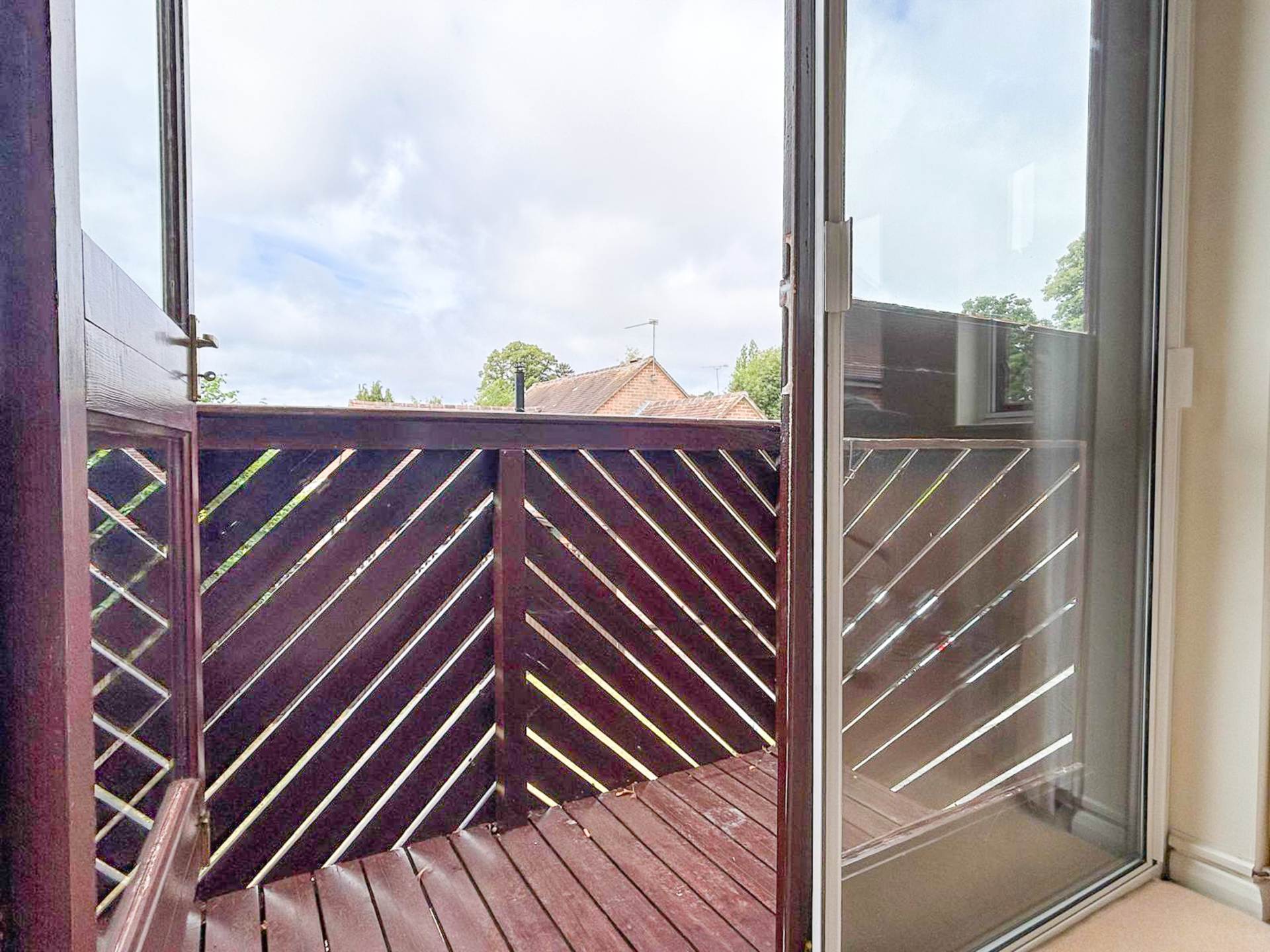 Essex Way, Sonning Common, South Oxfordshire, Image 11