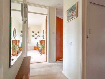 Essex Way, Sonning Common, South Oxfordshire, Image 12