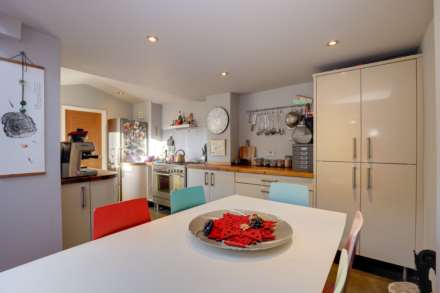 Hemdean Road, Caversham, Image 13