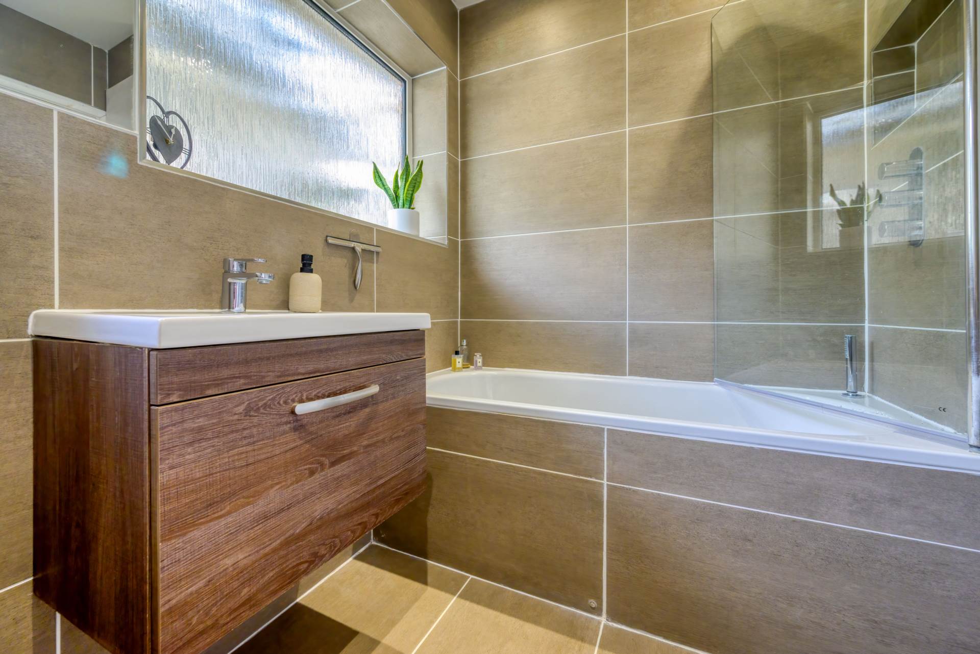 Hewett Avenue, Caversham Heights,Reading, Image 12