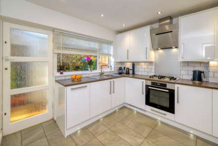 Hewett Avenue, Caversham Heights,Reading, Image 7