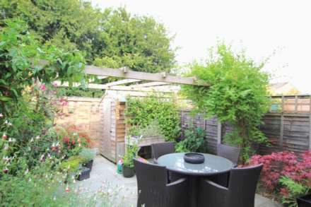 Lea Road, Sonning Common, Image 2