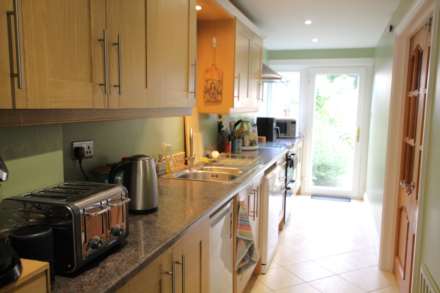 Lea Road, Sonning Common, Image 3