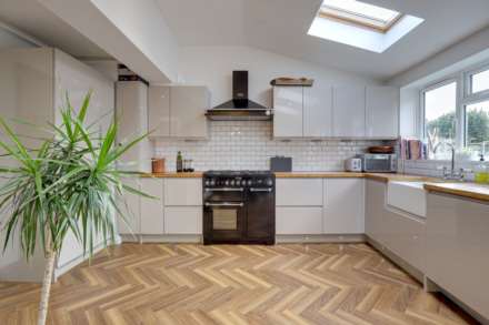 Chiltern Road, Caversham, Image 16