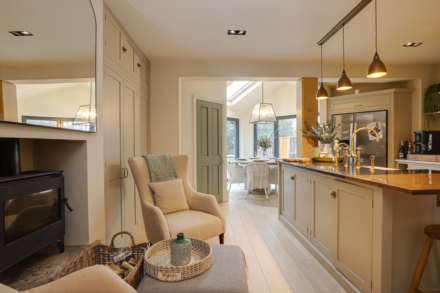 Uplands Road, Caversham Heights, Image 11