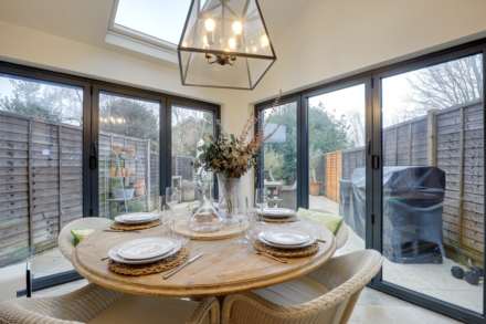 Uplands Road, Caversham Heights, Image 5
