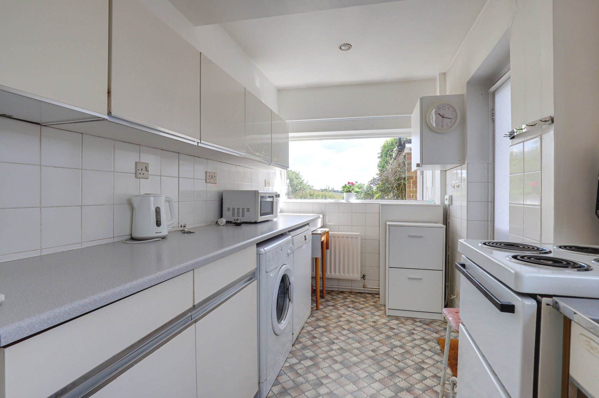 Kidmore Road, Caversham Heights, Reading, Image 8