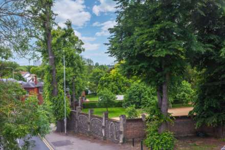 Church Road, Caversham, Image 29