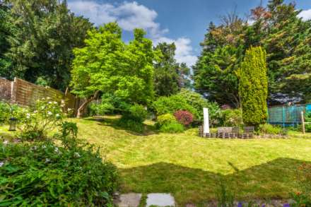 Church Road, Caversham, Image 6