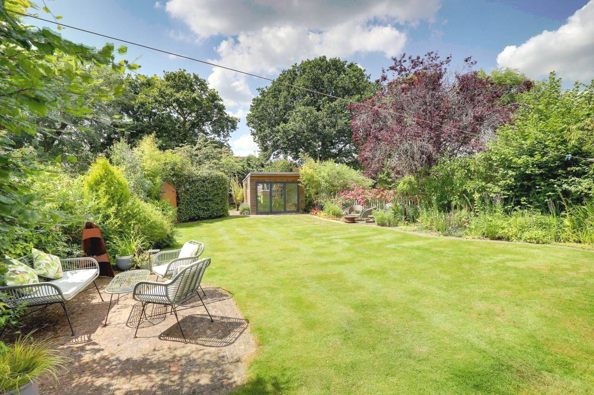 Peppard Road, Emmer Green, Image 19