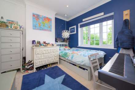 Kiln Road, Emmer Green, Reading, Image 10
