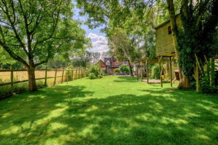 Kiln Road, Emmer Green, Reading, Image 5
