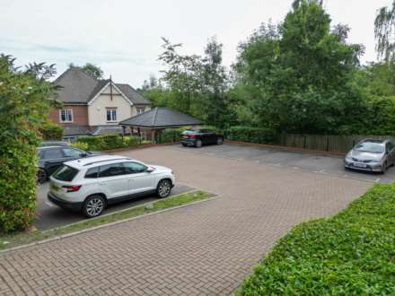 Glendale House, Charlotte Close, Image 10