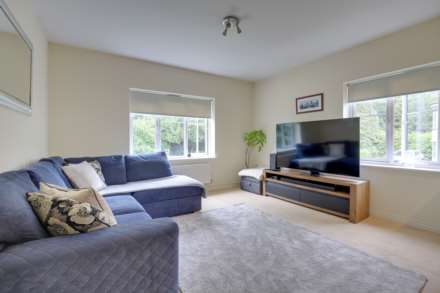 Glendale House, Charlotte Close, Image 2