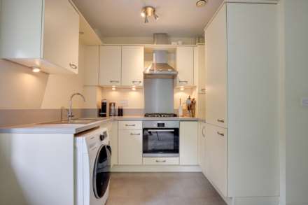Glendale House, Charlotte Close, Image 3