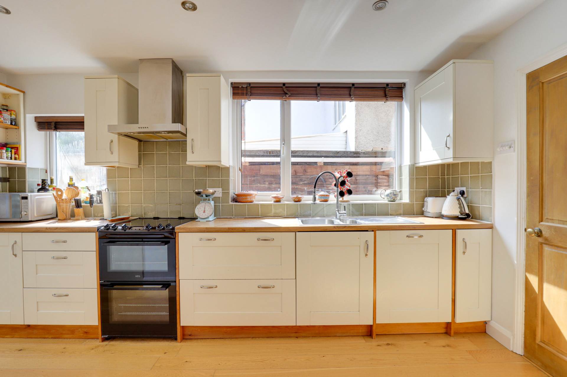 Hemdean Road, Caversham, Image 12