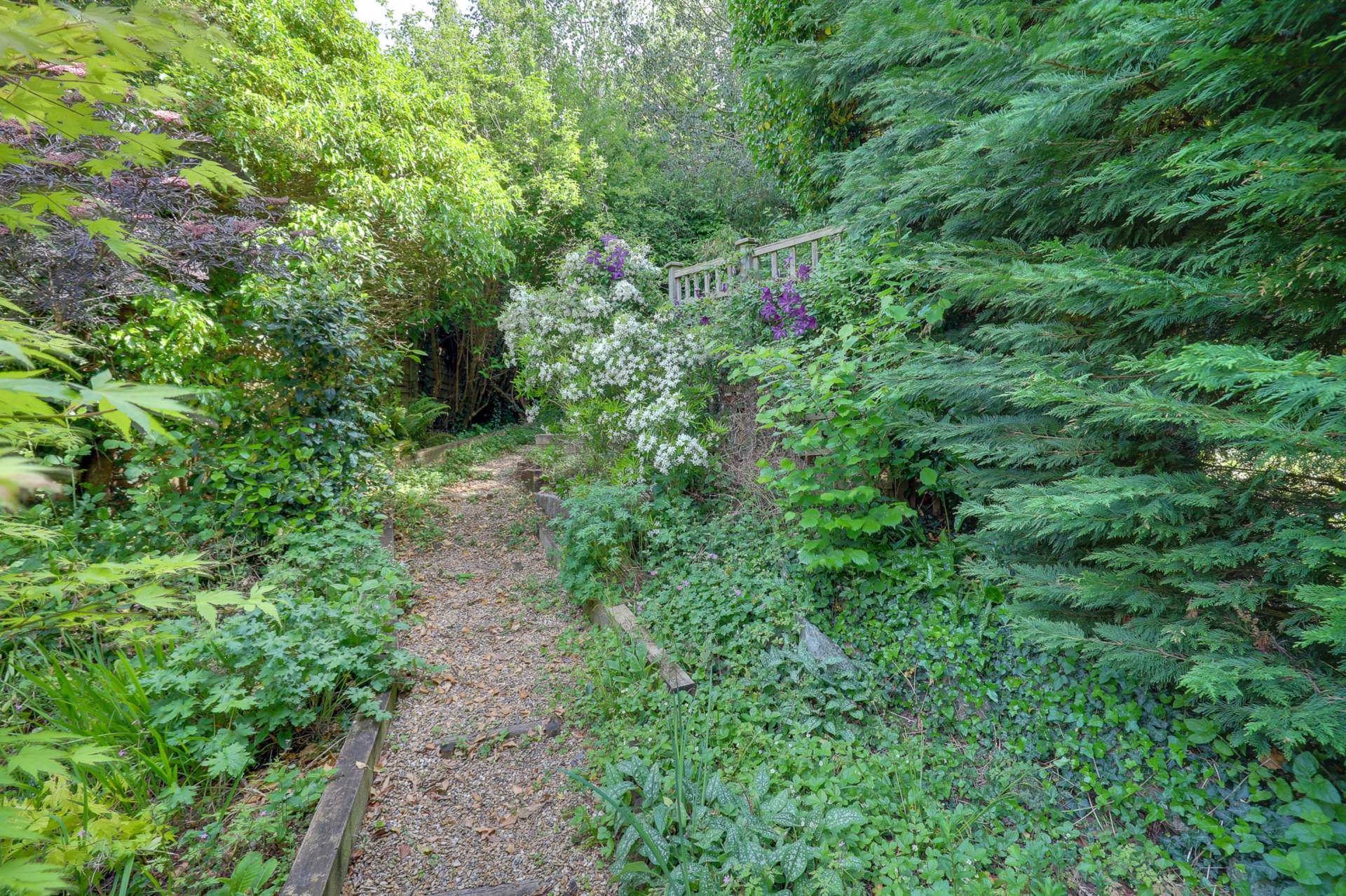 Hemdean Road, Caversham, Image 28