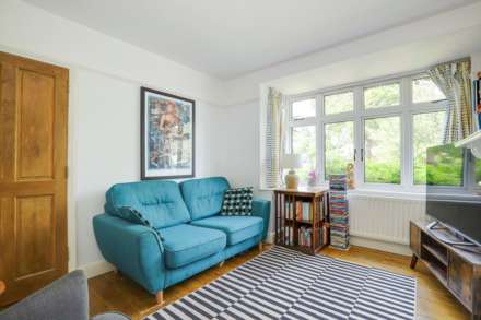 Hemdean Road, Caversham, Image 17